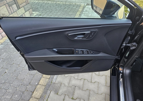 Seat Leon cena 59600 przebieg: 154650, rok produkcji 2016 z Kłecko małe 781